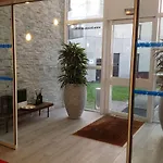 Les Beaux Soleils Hotel Cergy